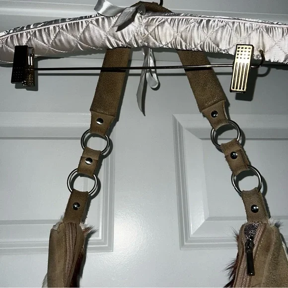 Vintage Christie Springbok (real hide) Shoulder Bag - Picture 5 of 10